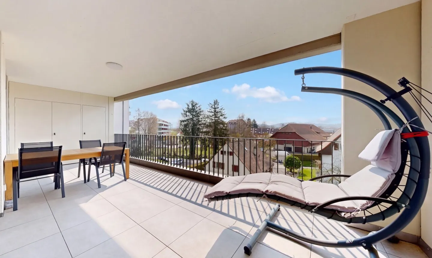 Appartamento Contemporaneo con Balcone - Foto 1 di 11