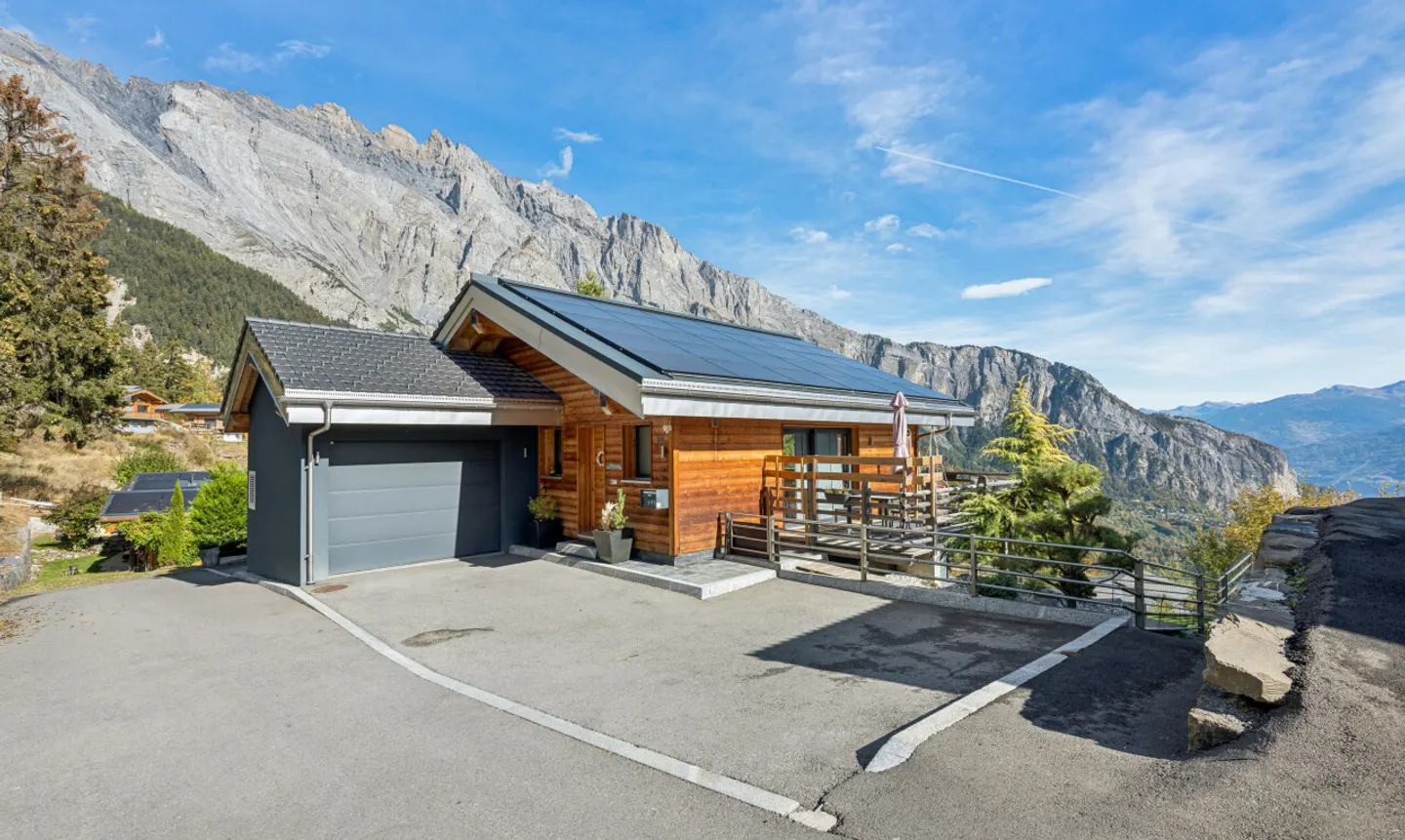 Superbe Chalet avec photovoltaïque 5.5 aux Mayens-de-Chamoson - Photo 4 sur 11