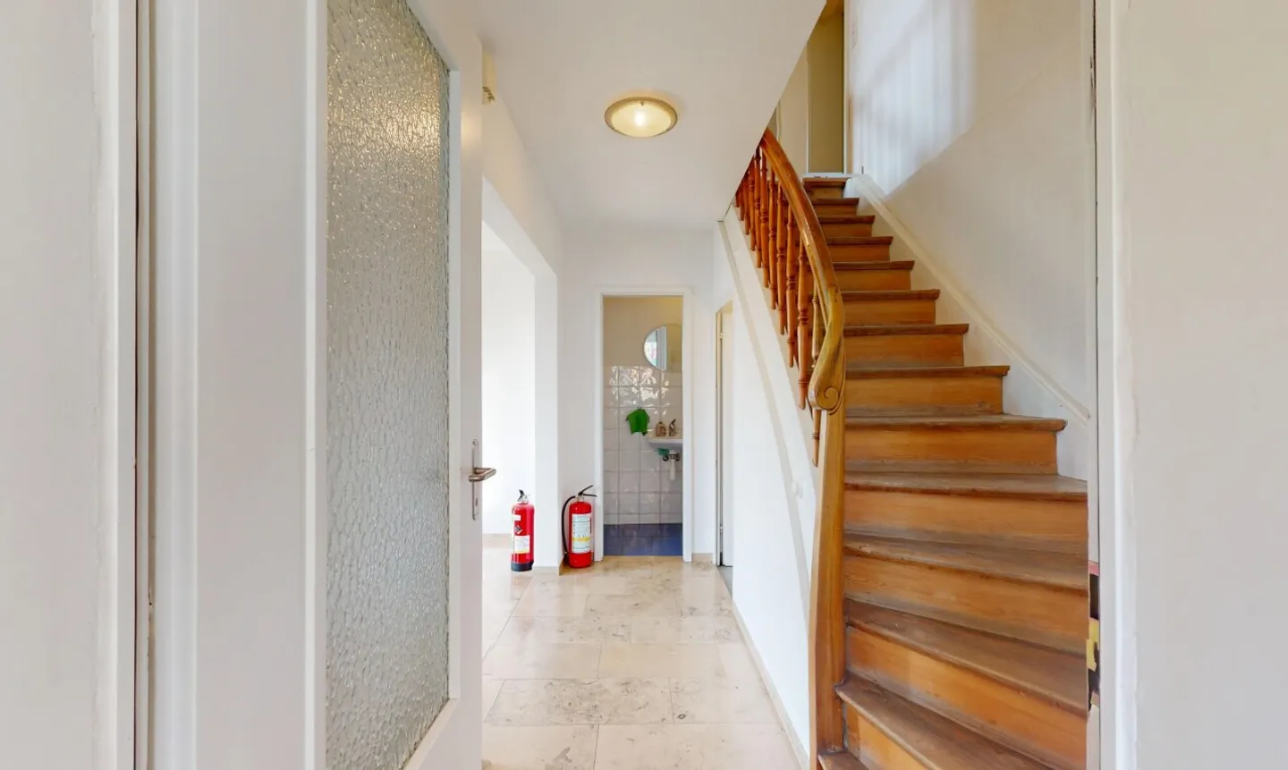 Maison individuelle dans un emplacement calme avec beaucoup d'espace et de potentiel - Photo 8 sur 13