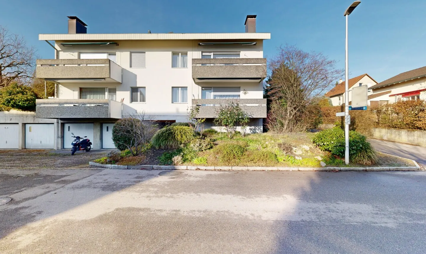 Comfort abitativo a Oberwil: Appartamento ristrutturato di 3,5 locali - Foto 2 di 11