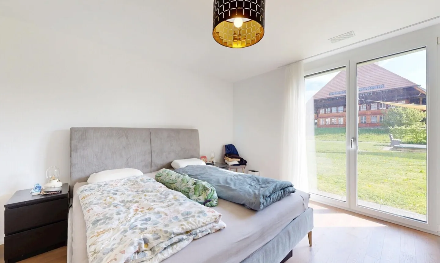 Like-new 4.5-room apartment with high-quality finish - Photo 7 of 11