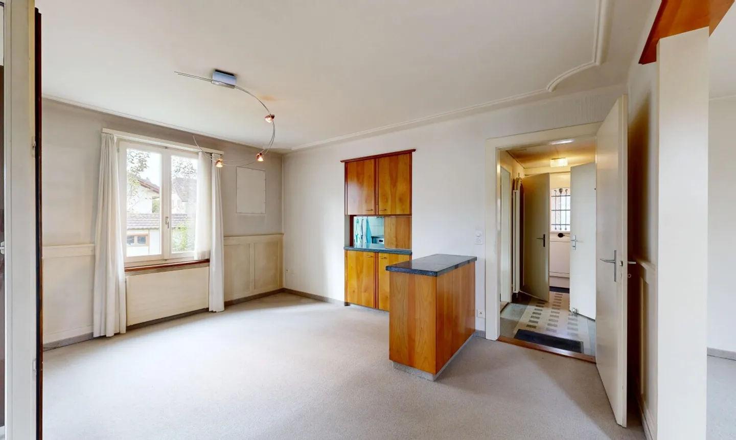 Casa unifamiliare indipendente con possibilità versatili - Foto 1 di 11