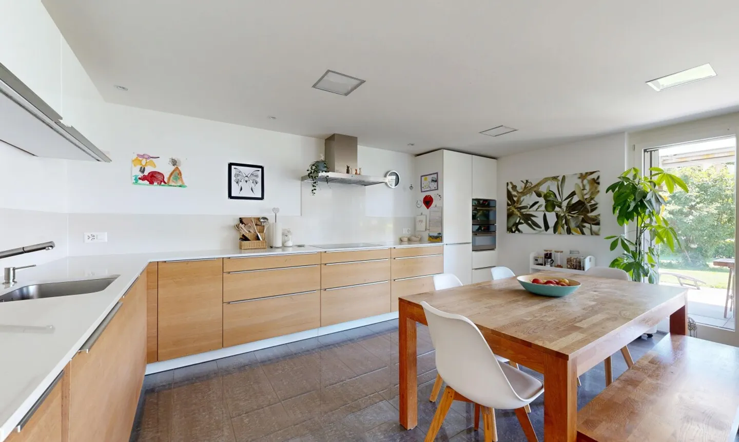 Appartement familial avec jardin - Photo 4 sur 11