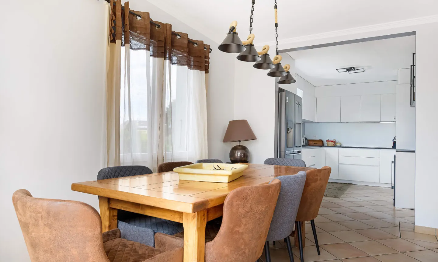 Élégante villa avec véritable spa privatif près de Lausanne - Foto 8 di 11