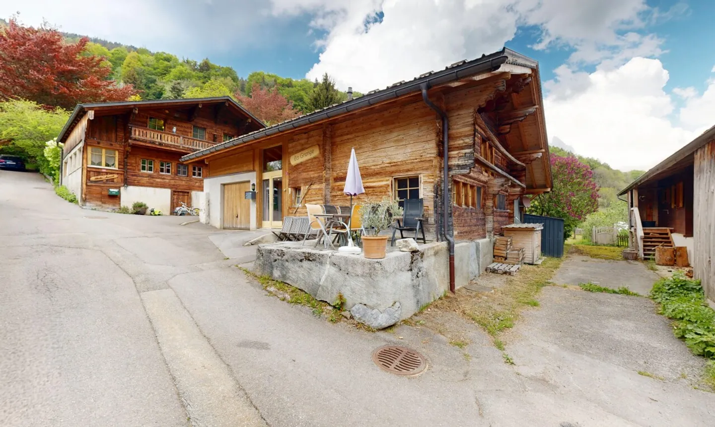 Exclusif: chalet avec 2 chambres dans le hameau de Veyges - Photo 1 of 11