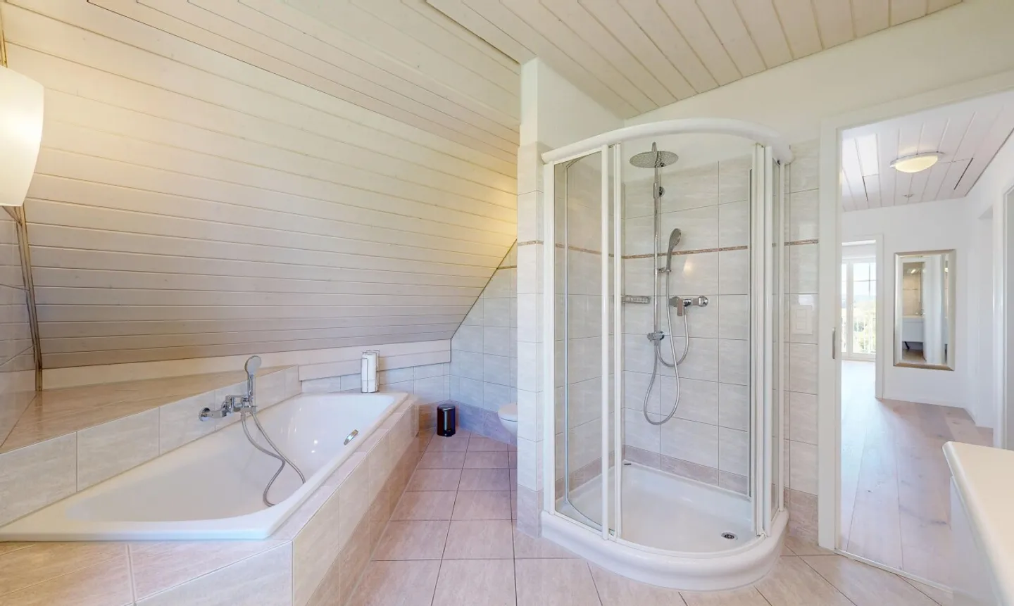 Attractive 5.5-room single-family house with unobstructed views - Photo 11 of 13