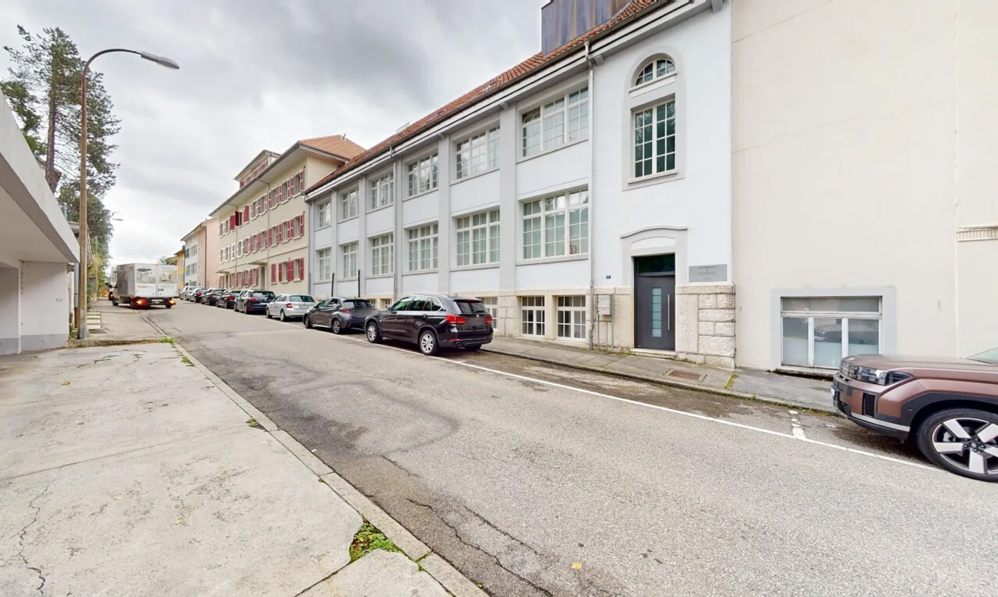 Einzigartige private Residenz in St-Imier - Selbsttragende Investition - Foto 3 von 11
