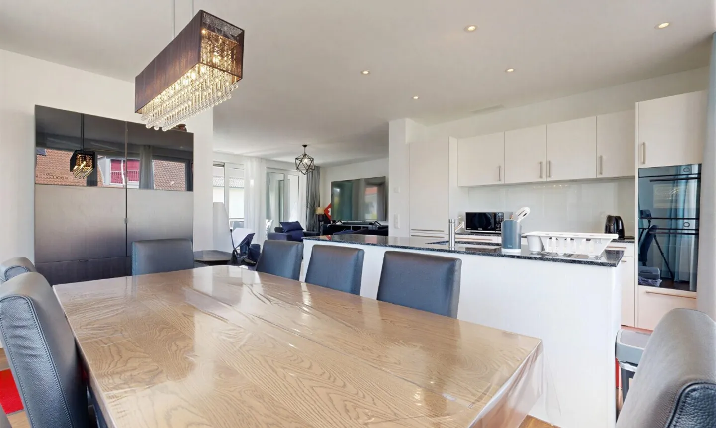 Neuwertige 3.5-Zimmer-Wohnung mit Balkon und Top-Ausstattung - Photo 10 sur 11