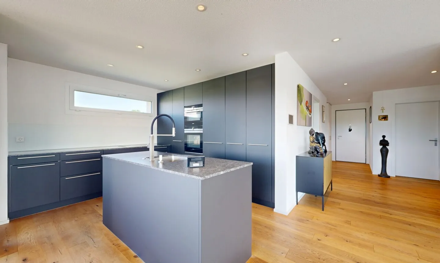 Exceptional penthouse with panoramic terrace between Fribourg and Bern - Photo 5 of 11