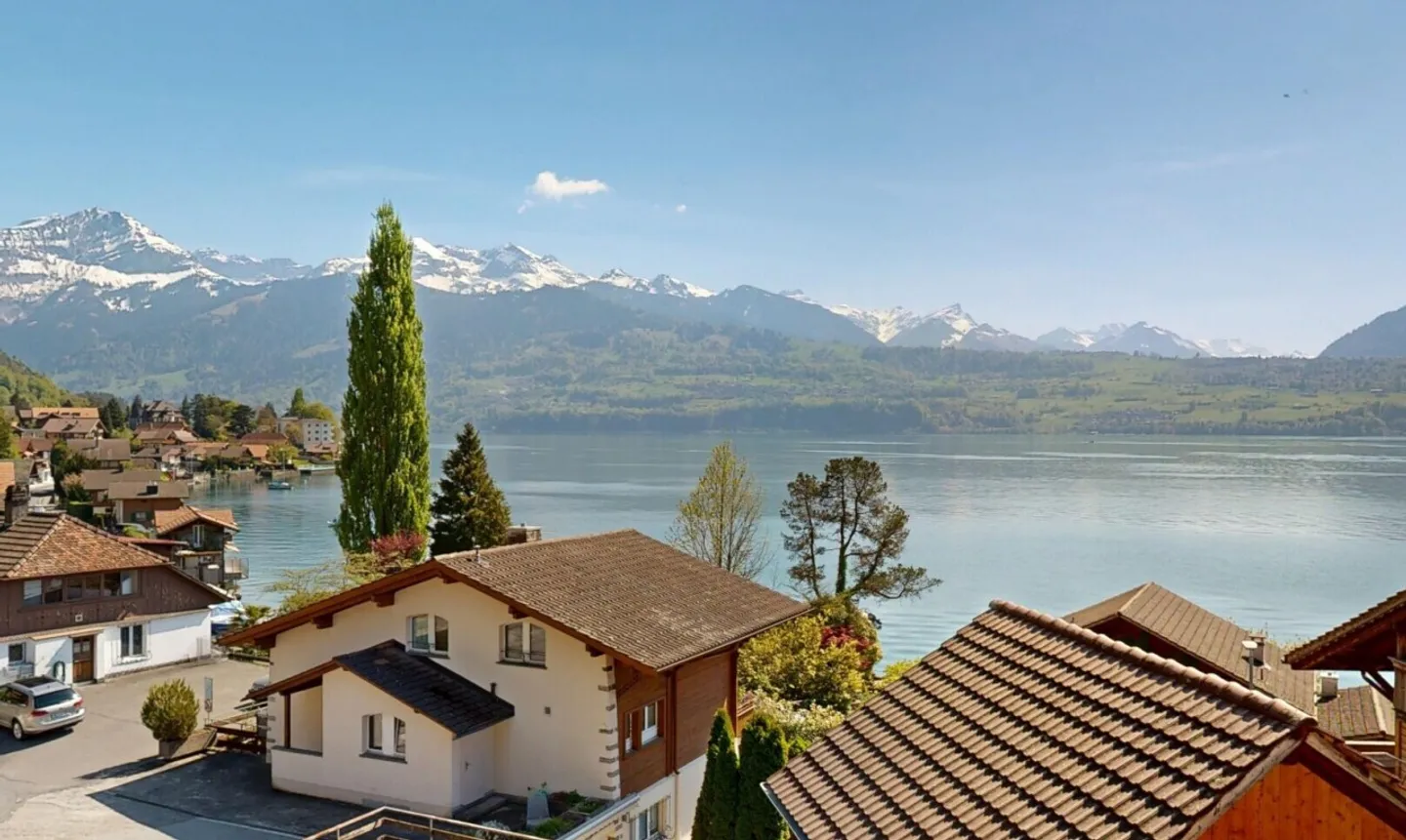 Seesicht, Ruhe und Sonne Ihre 2.5-Zimmerwohnung in Merligen - Foto 9 von 11