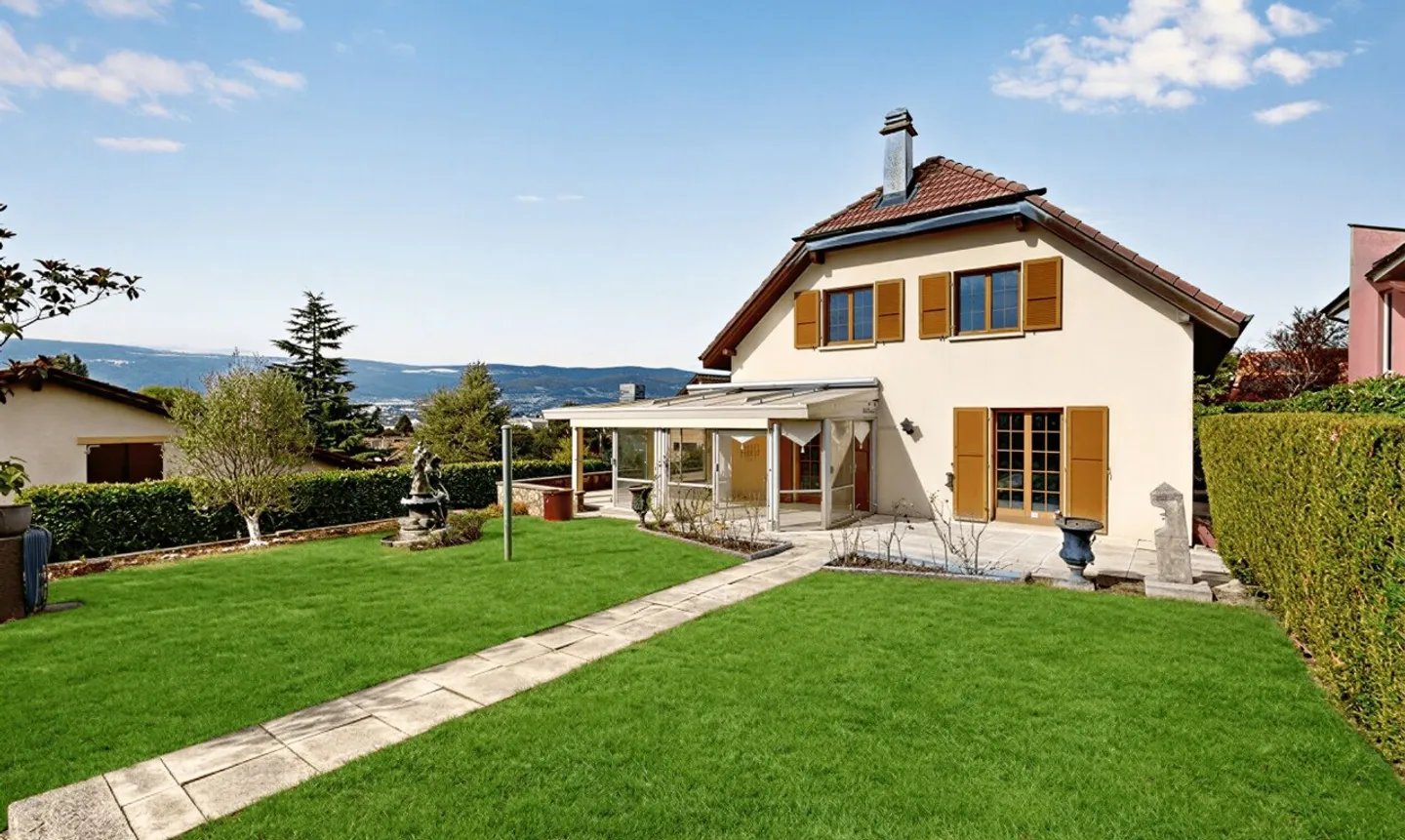 Maison individuelle de 4.5 pièces, garage double et grande parcelle - Foto 1 di 11