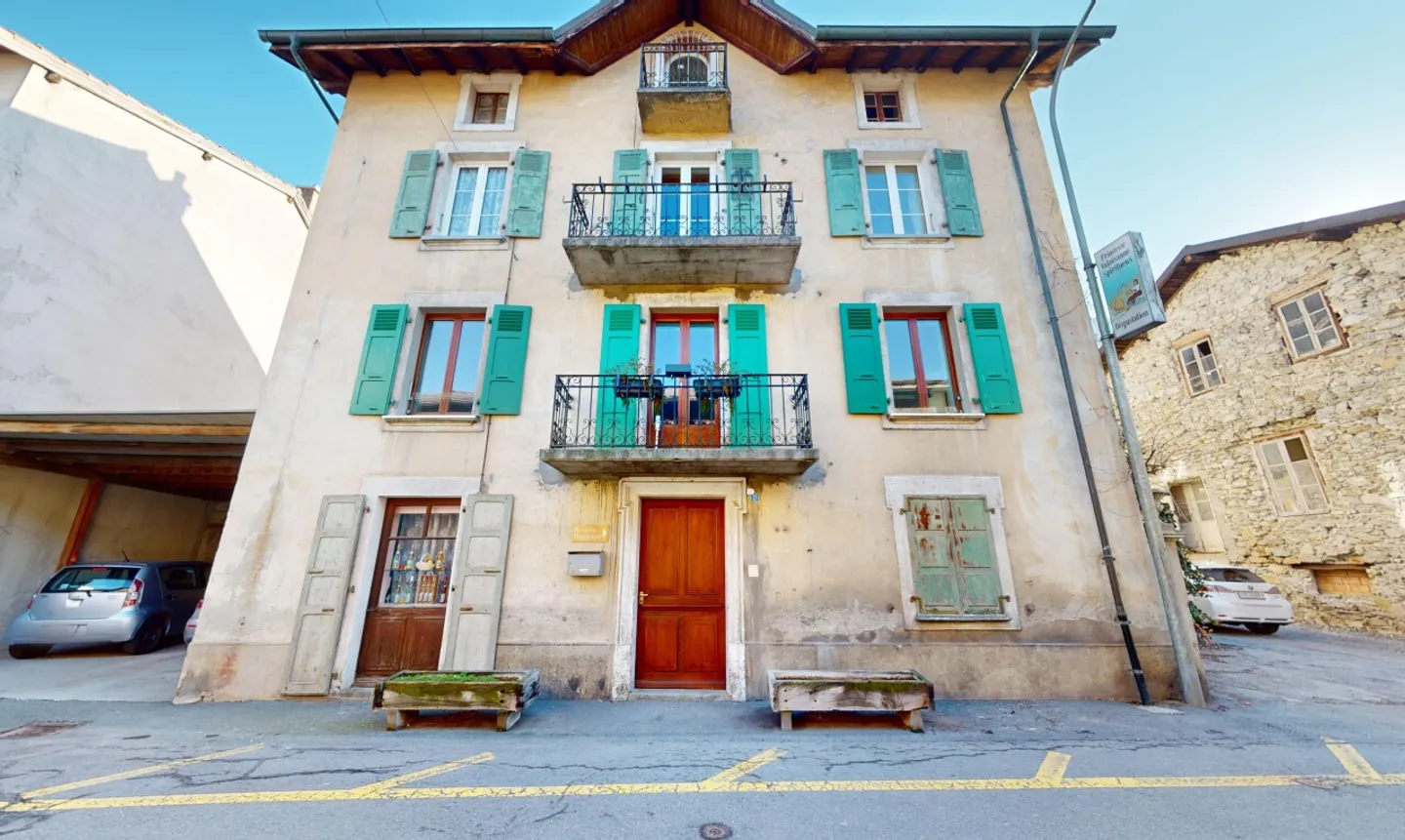 Bell'appartamento 3.5 locali con ufficio e locali di stoccaggio - Foto 10 di 11