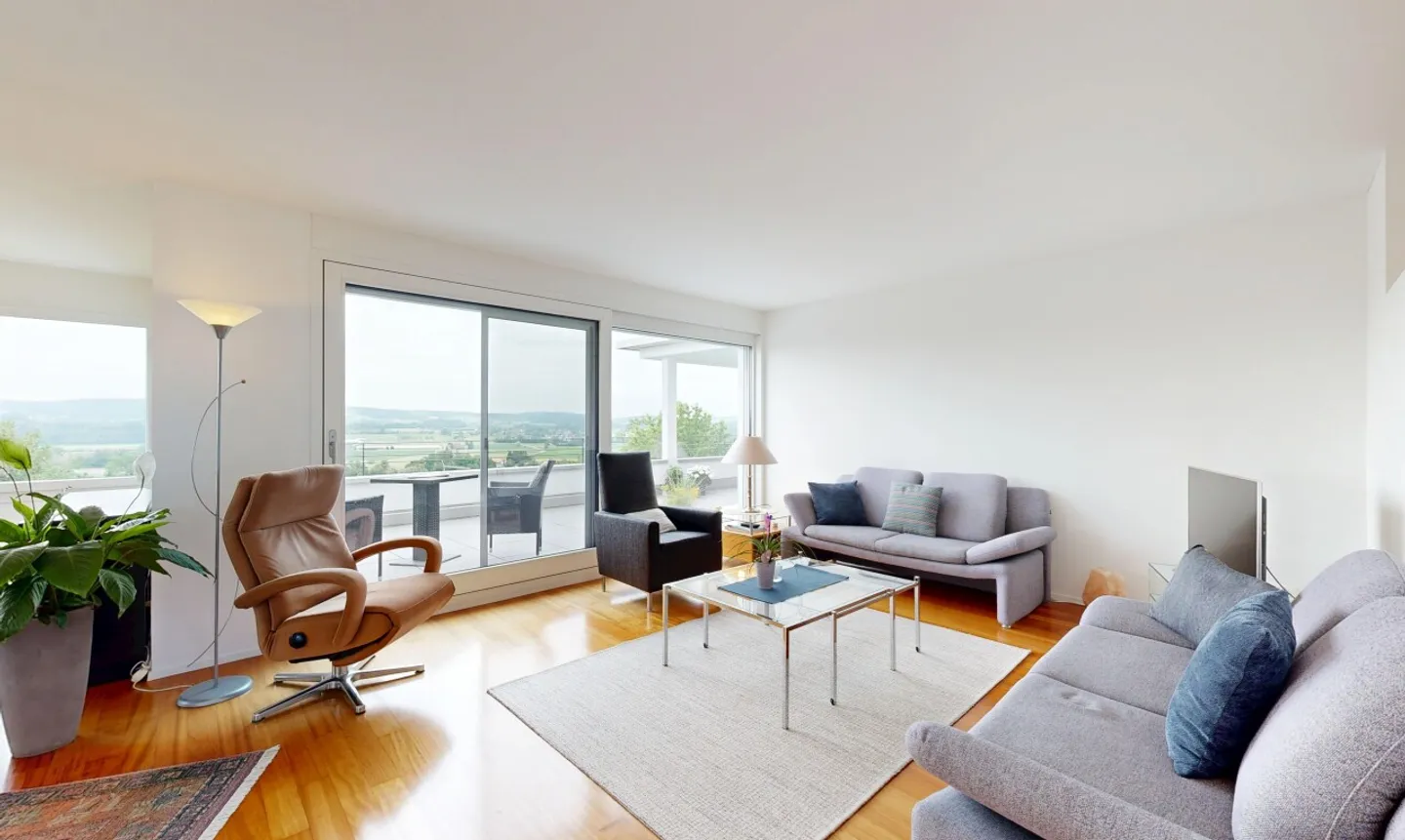 Well-maintained 6-room single-family house with a view in Uesslingen TG - Photo 7 of 11