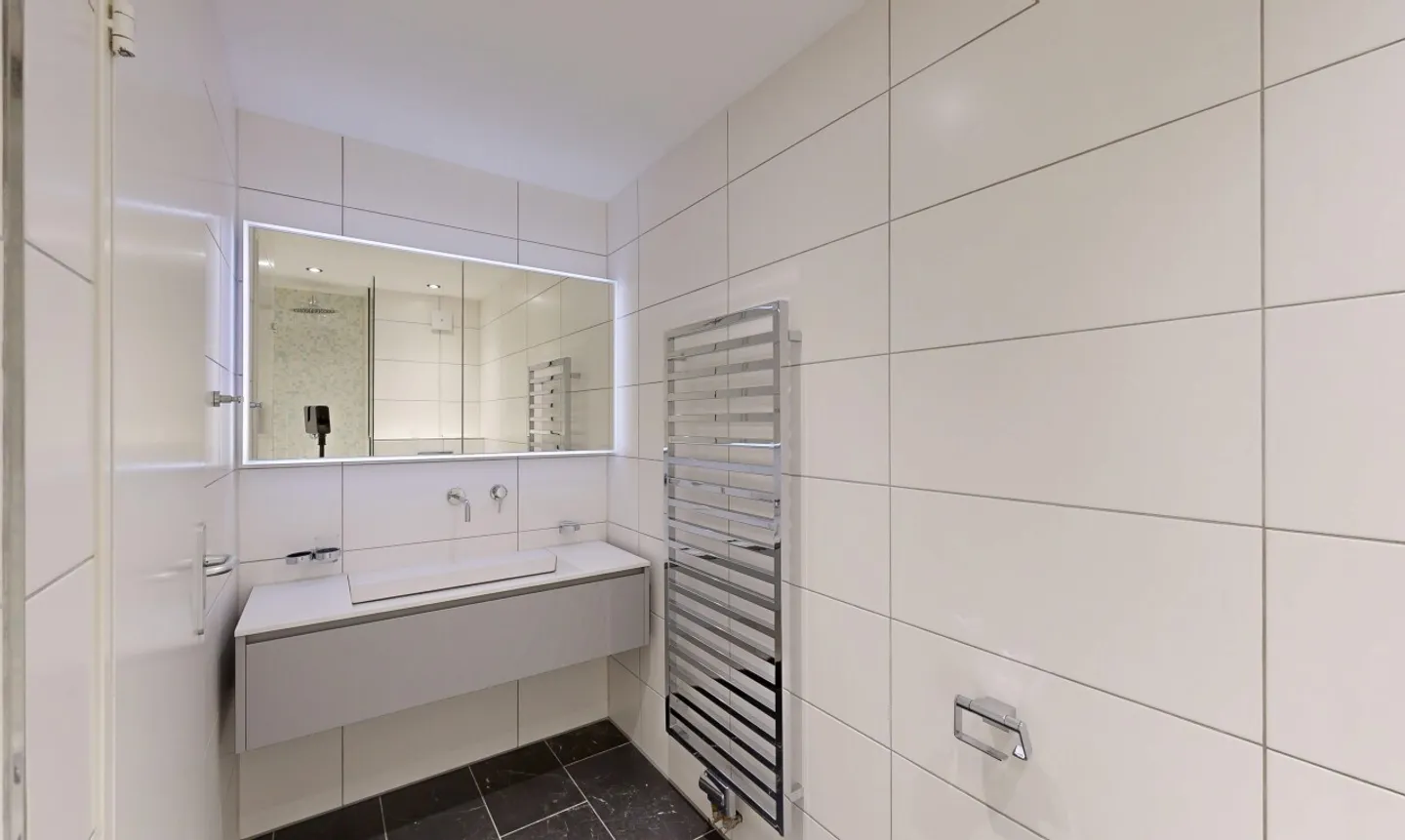 Living on four floors in a family-friendly location - Photo 10 of 13