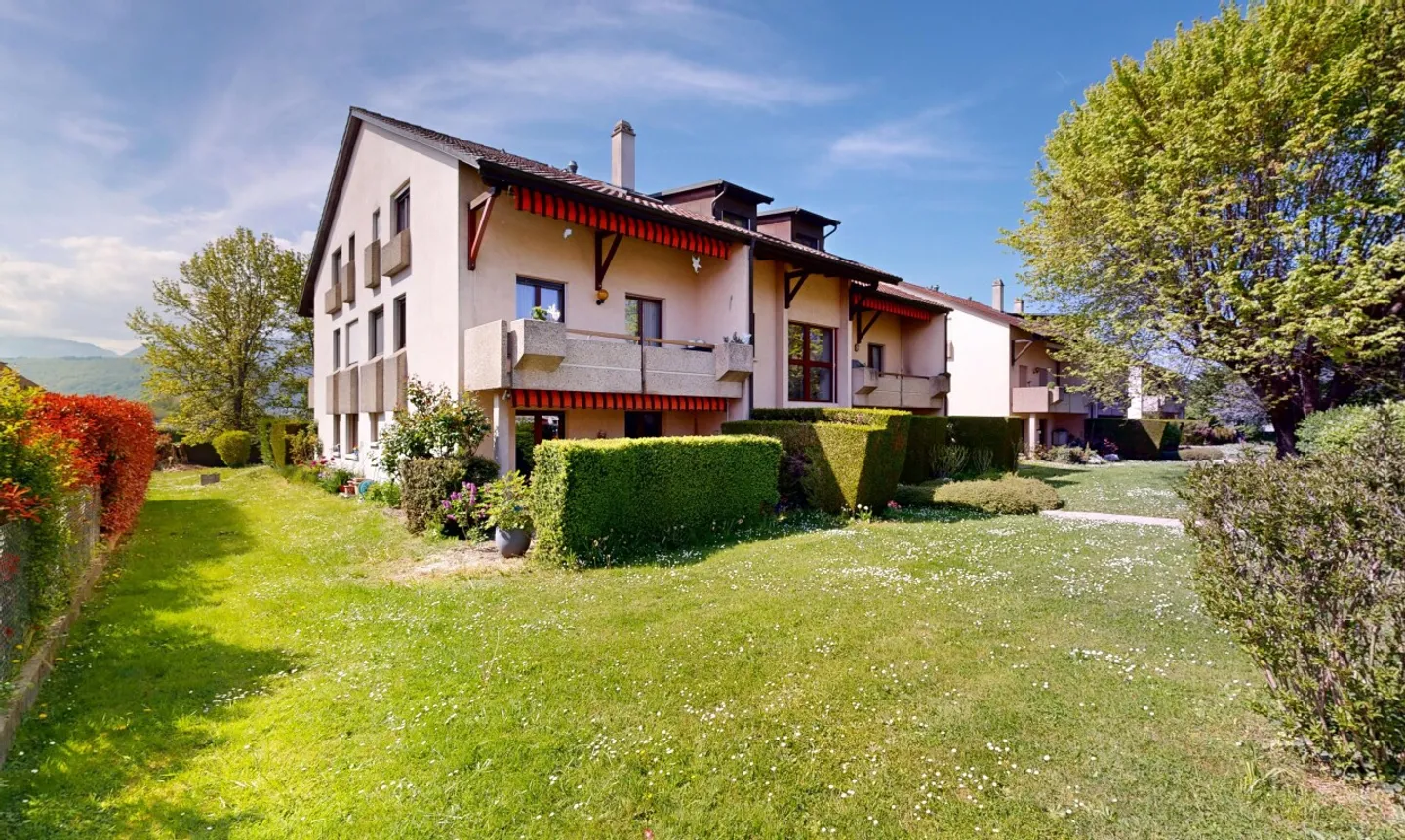 Renovated Duplex in Chavannes - Photo 1 of 11