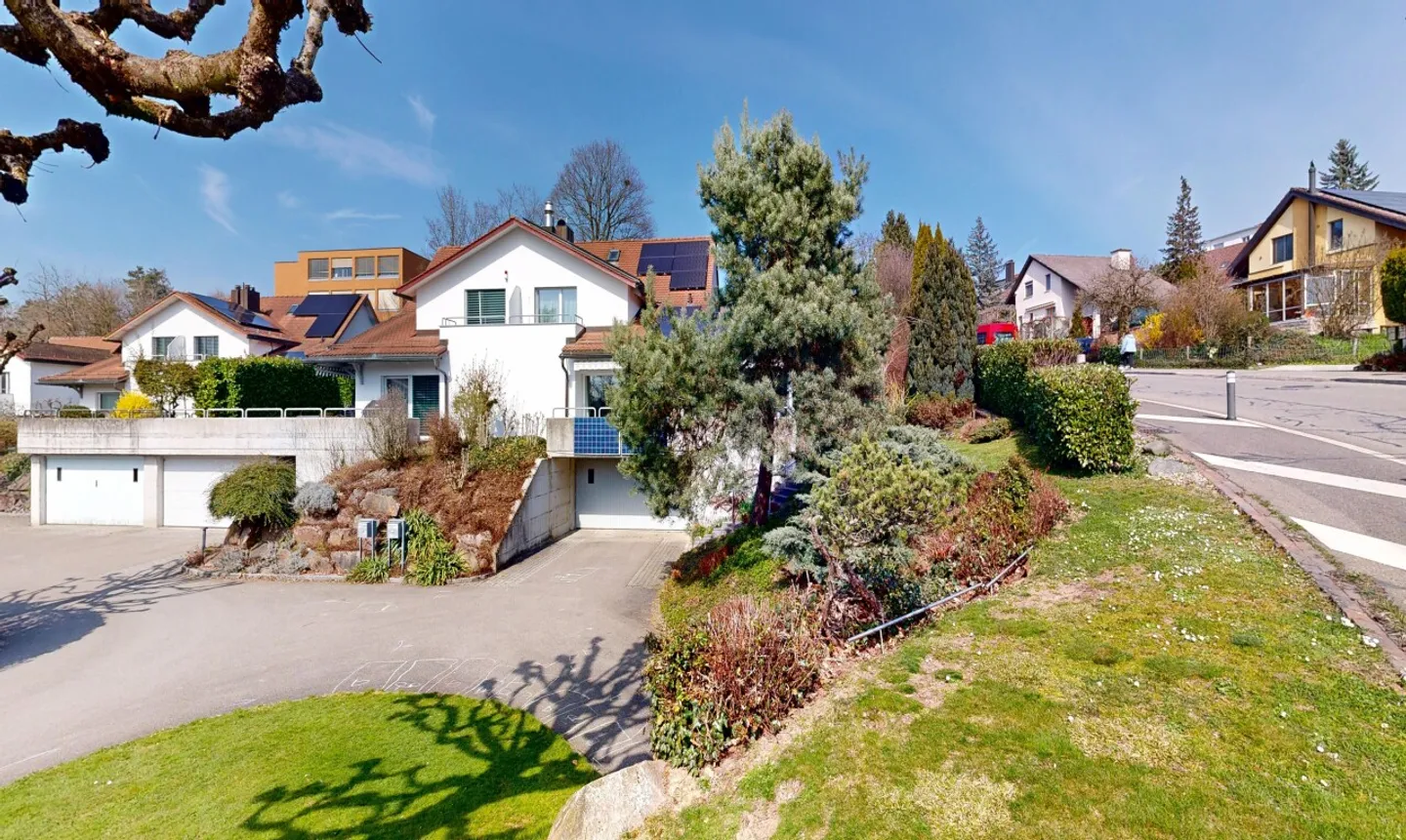 Attraktives 5.5-Zimmer-Doppeleinfamilienhaus - Photo 1 of 11