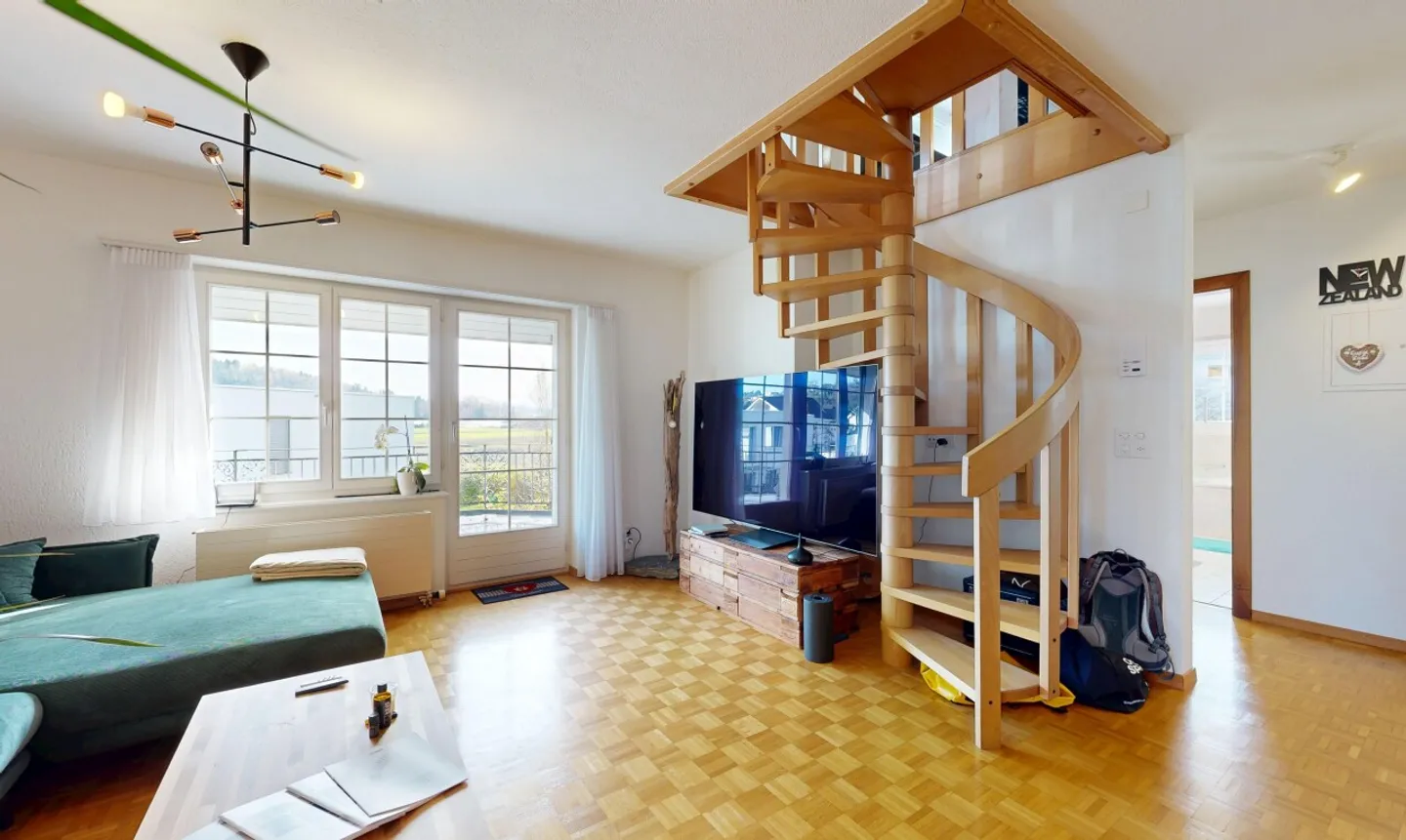 Spaziosa casa multigenerazionale di 8 stanze con 2 unità abitative separate - Foto 5 di 11