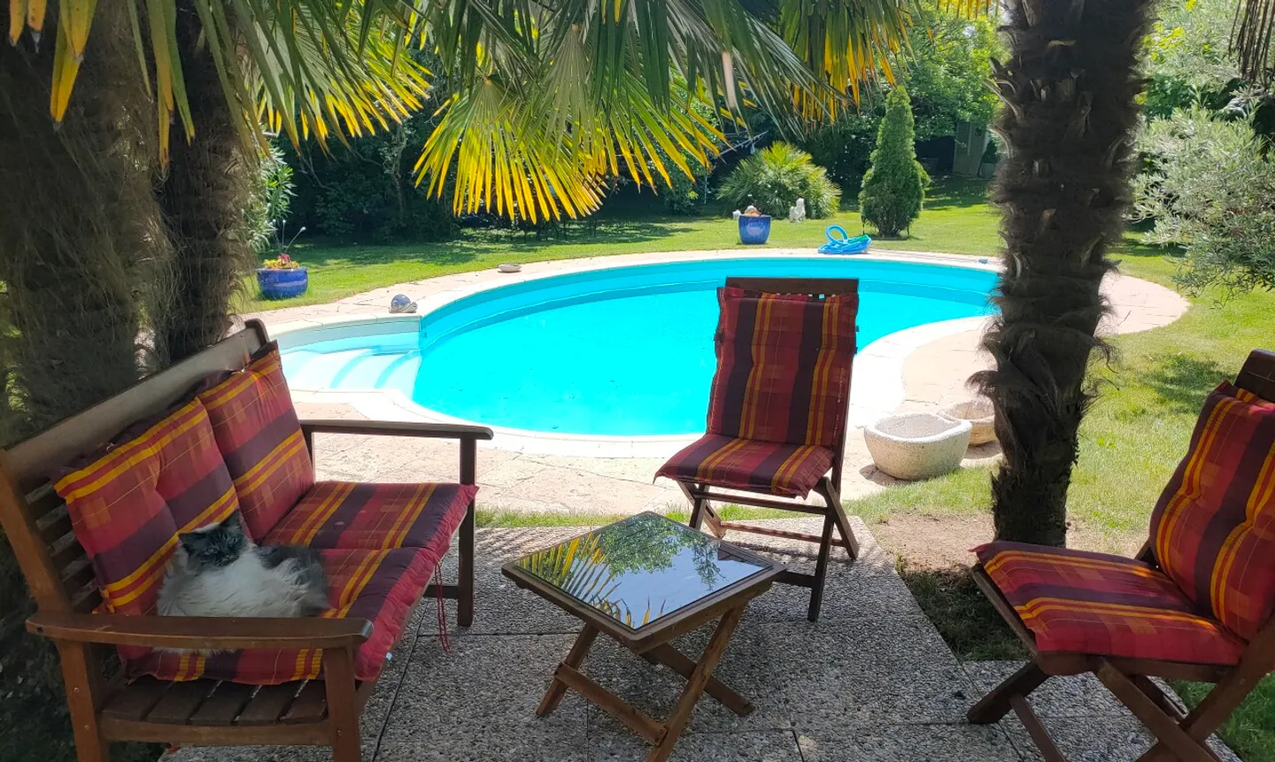 Maison Familiale avec Piscine - Photo 5 sur 11