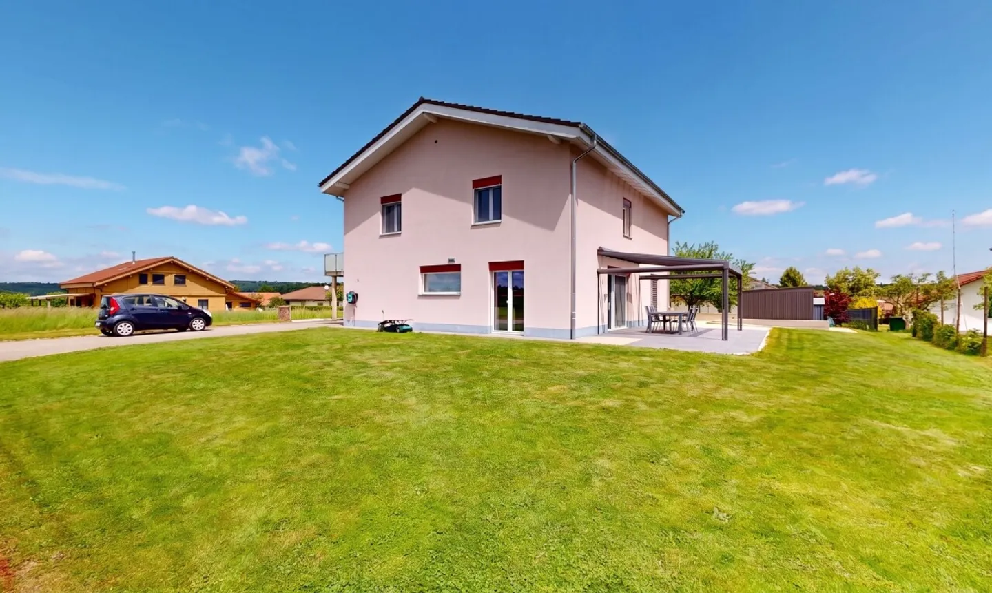 Magnifique maison familiale de 215 m² dans un cadre verdoyant à Bonfol - Photo 2 sur 11