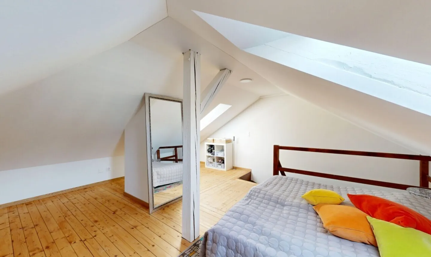 Renovated Old Town House in a Privileged Location (Wettstein Quarter) - Photo 9 of 13