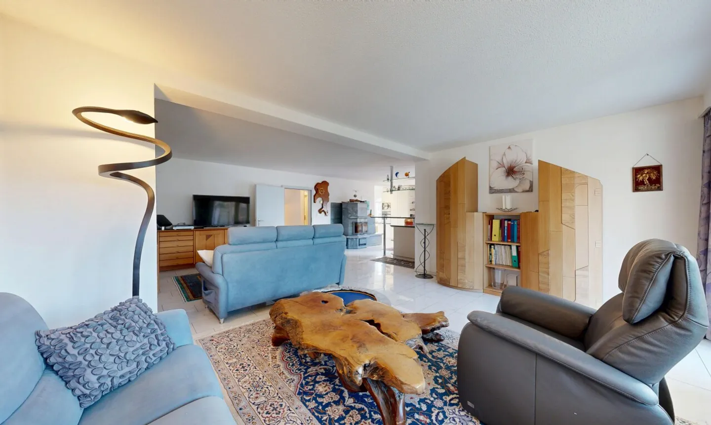 Detached single-family house with large plot in Würenlos - Photo 5 of 11