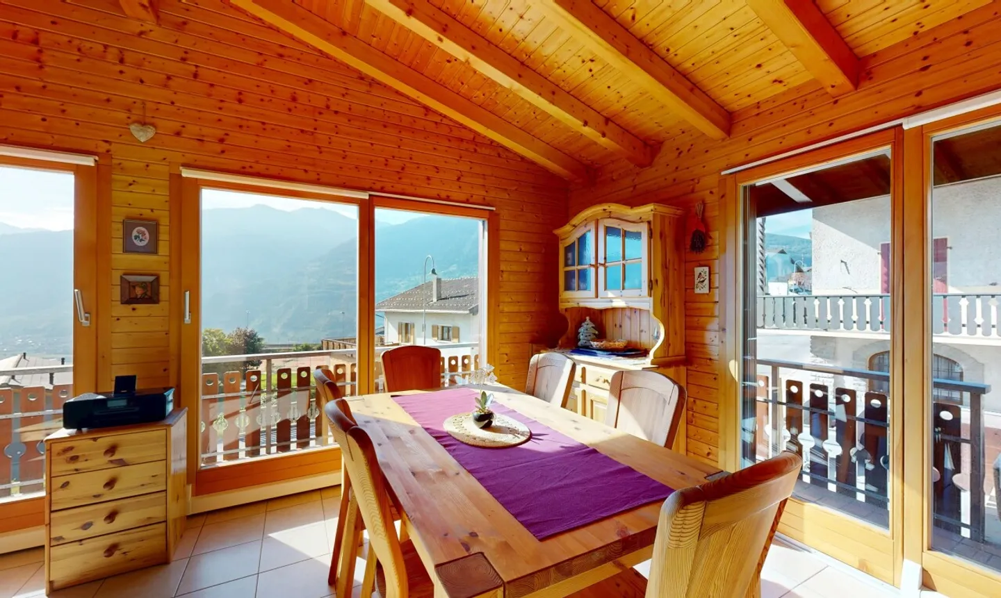 Un charmant chalet avec une vue imprenable plein sud - Foto 8 di 11