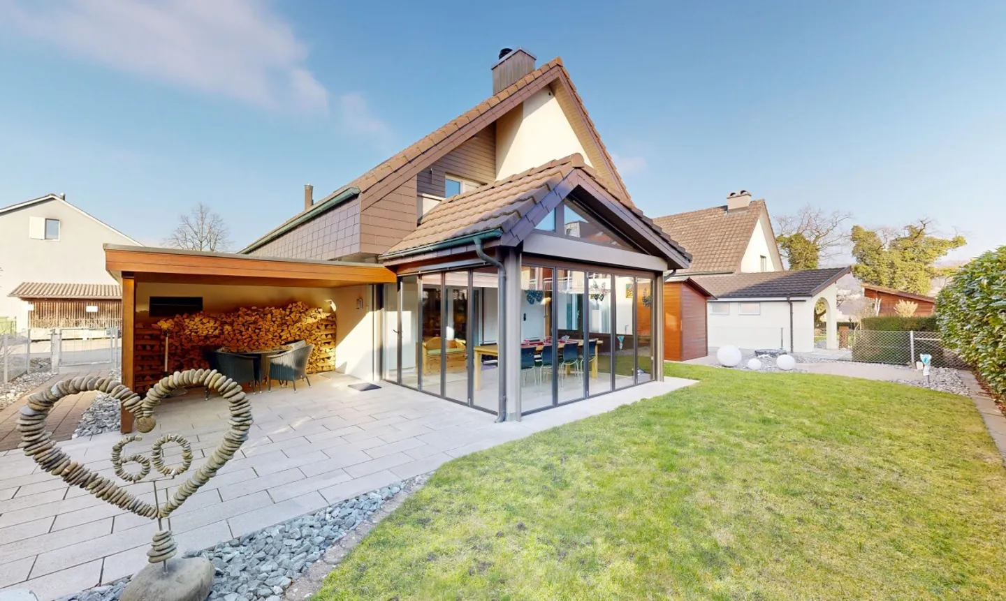 Casa spaziosa per famiglie in una posizione tranquilla - Foto 3 di 11