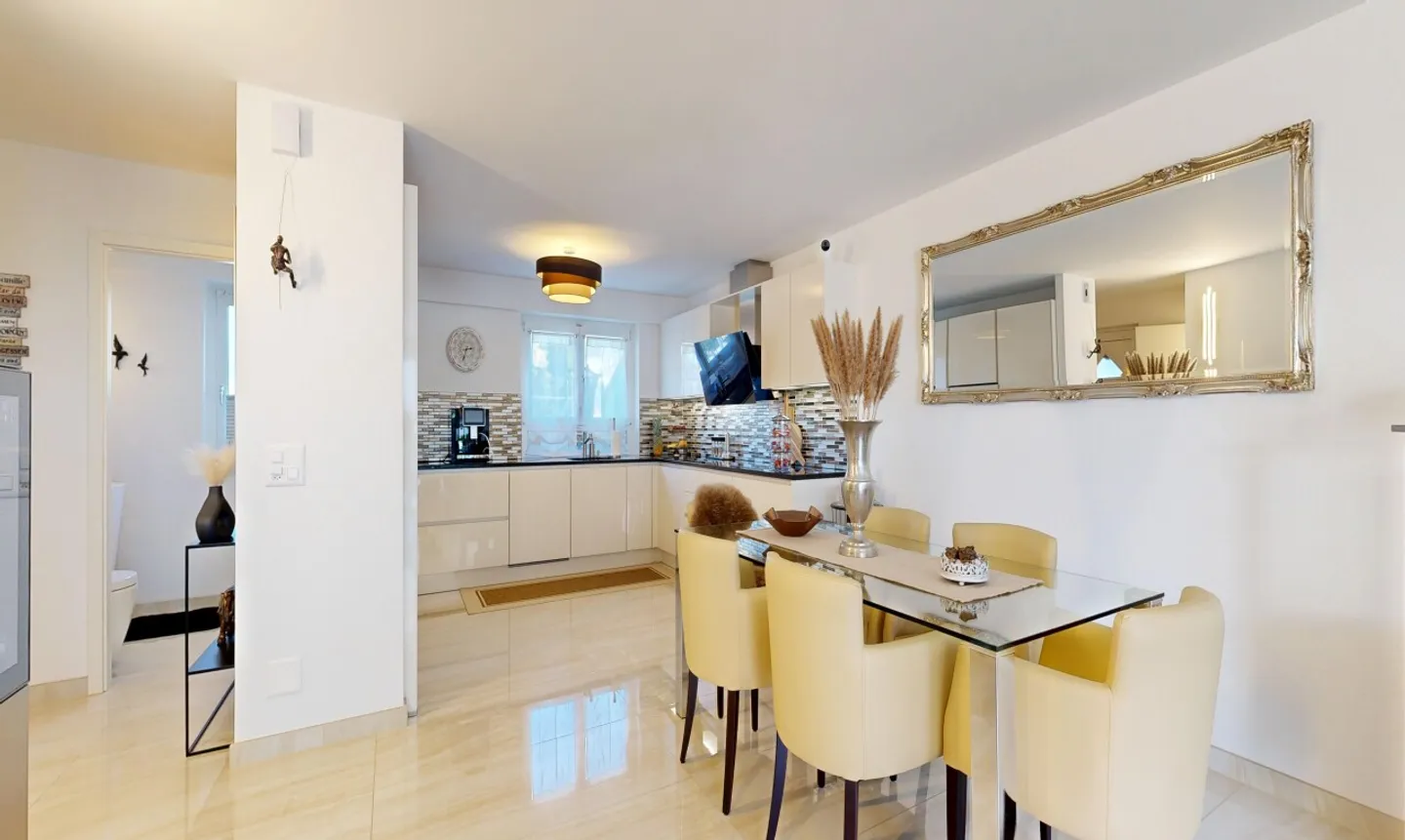 Charmante Doppelhaushälfte mit Garten und viel Raum für Familie - Photo 7 sur 11