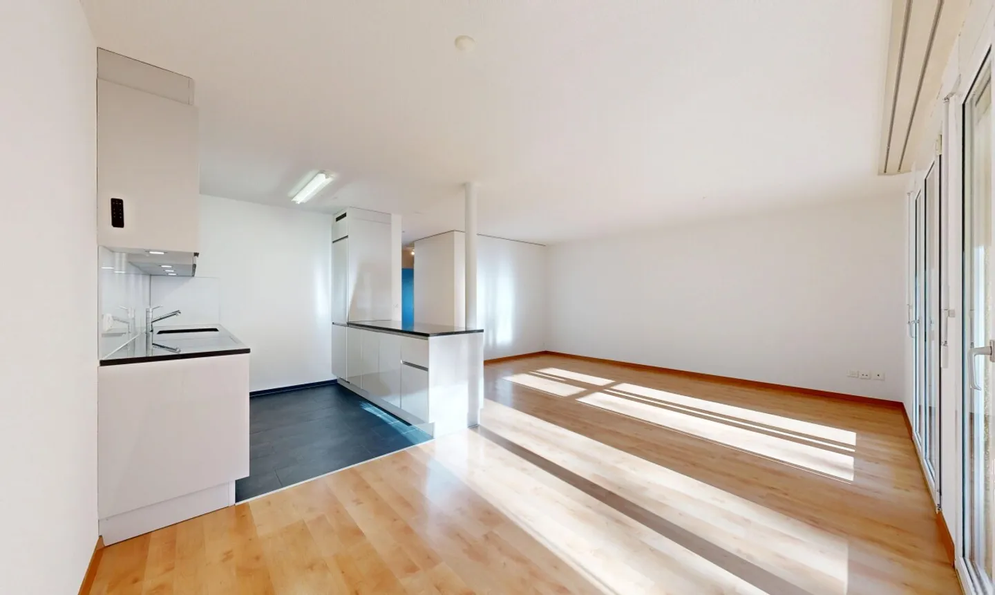 Helle 3.5-Zimmer-Wohnung - Foto 2 von 11