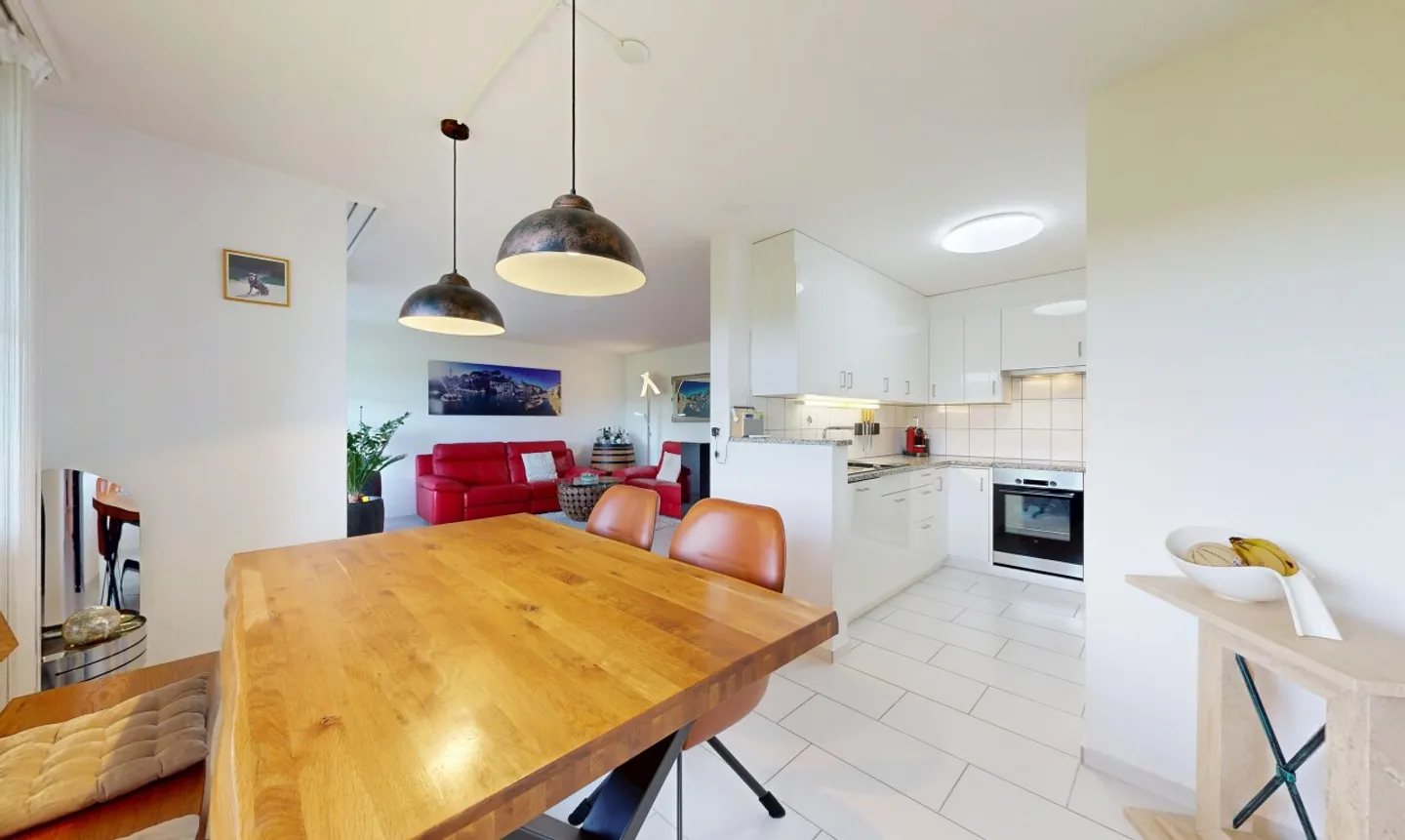 Appartement 3.5 pièces avec vue dégagée - Photo 3 sur 11