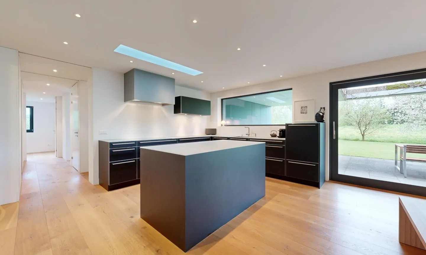 Geräumiges Einfamilienhaus in Mörschwil - Foto 5 von 13