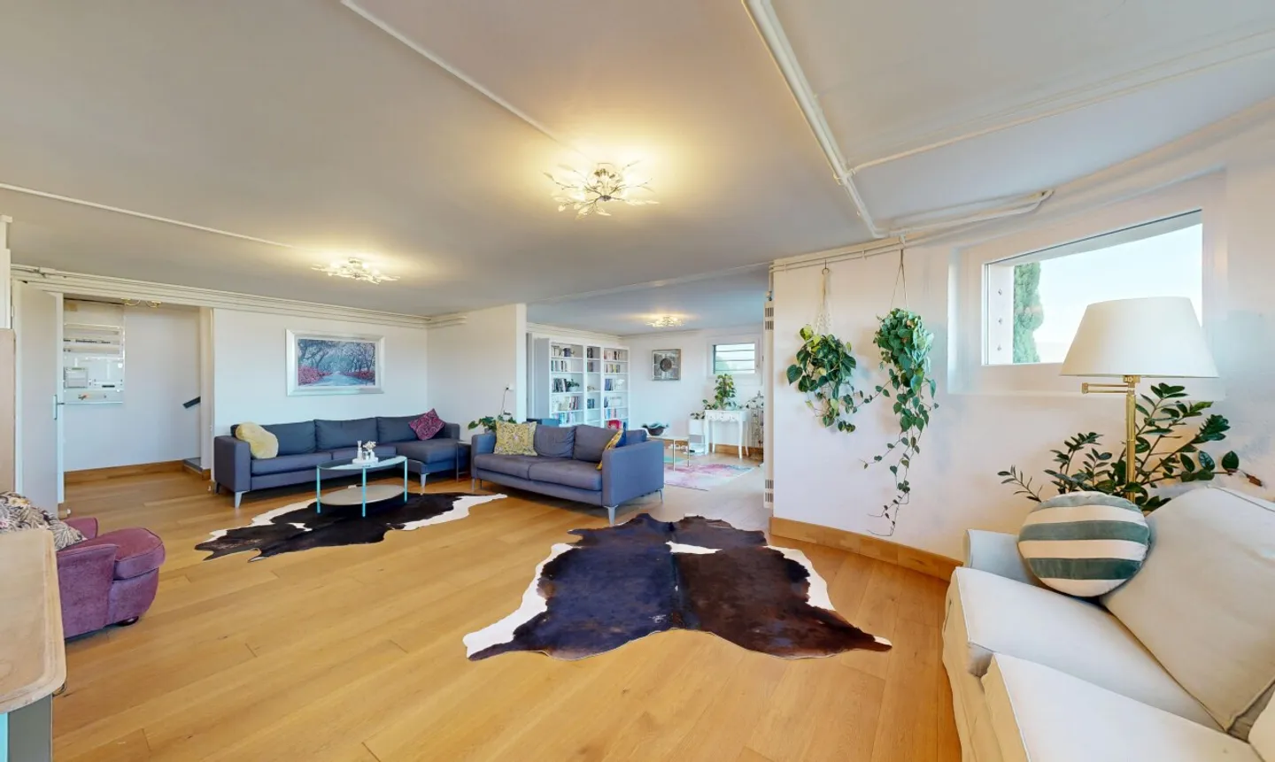 Villa 8 camere a Cortaillod: volumi eccezionali e 4 camere da letto - Foto 4 di 13
