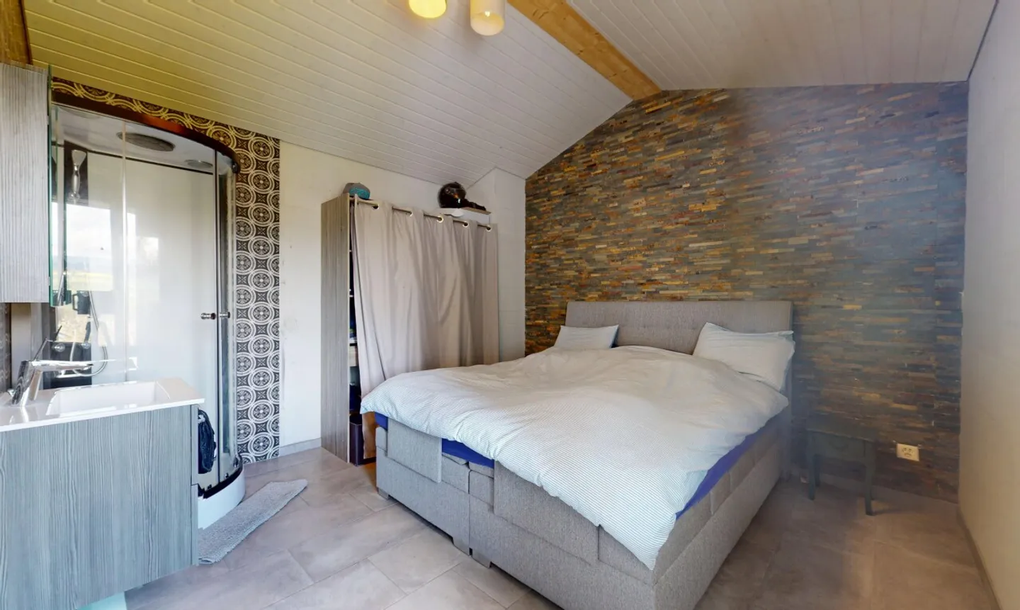 Magnifique villa rénovée avec deux logements - Photo 11 sur 13