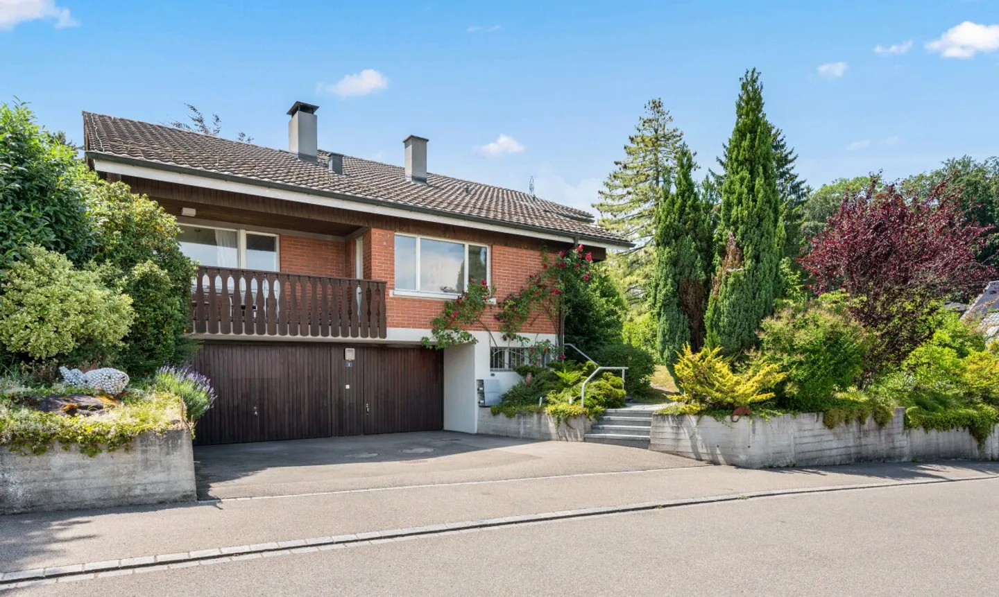 Occasione unica - Casa unifamiliare indipendente di 7 stanze - Foto 1 di 11