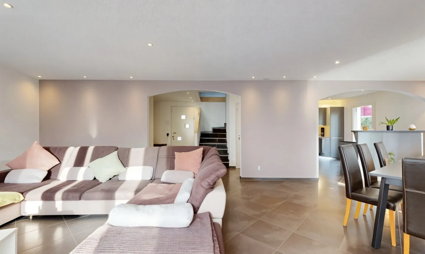 Schönes Familienhaus mit Garten und Jacuzzi in Ardon - Foto 7 von 11