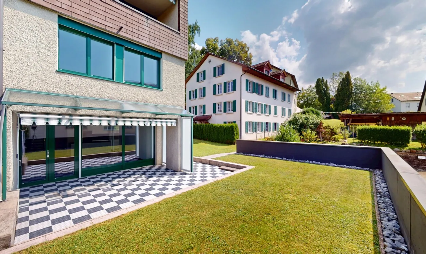 Appartamento duplex moderno e ristrutturato con area giardino - Foto 3 di 11