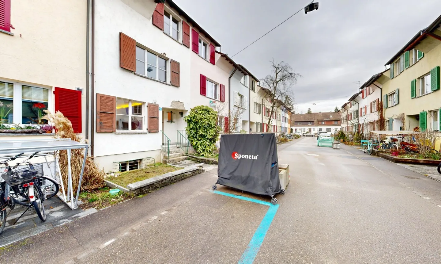 Maison de ville avec jardin dans un emplacement prisé de Bâle - Photo 4 sur 13