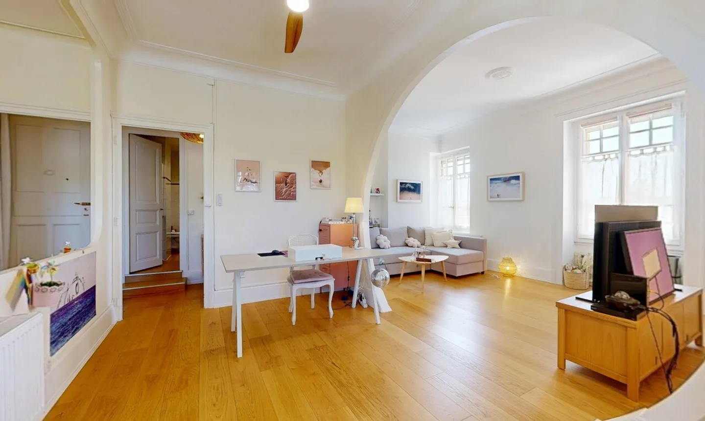 Charming character apartment in Chêne-Bourg - Photo 1 of 11