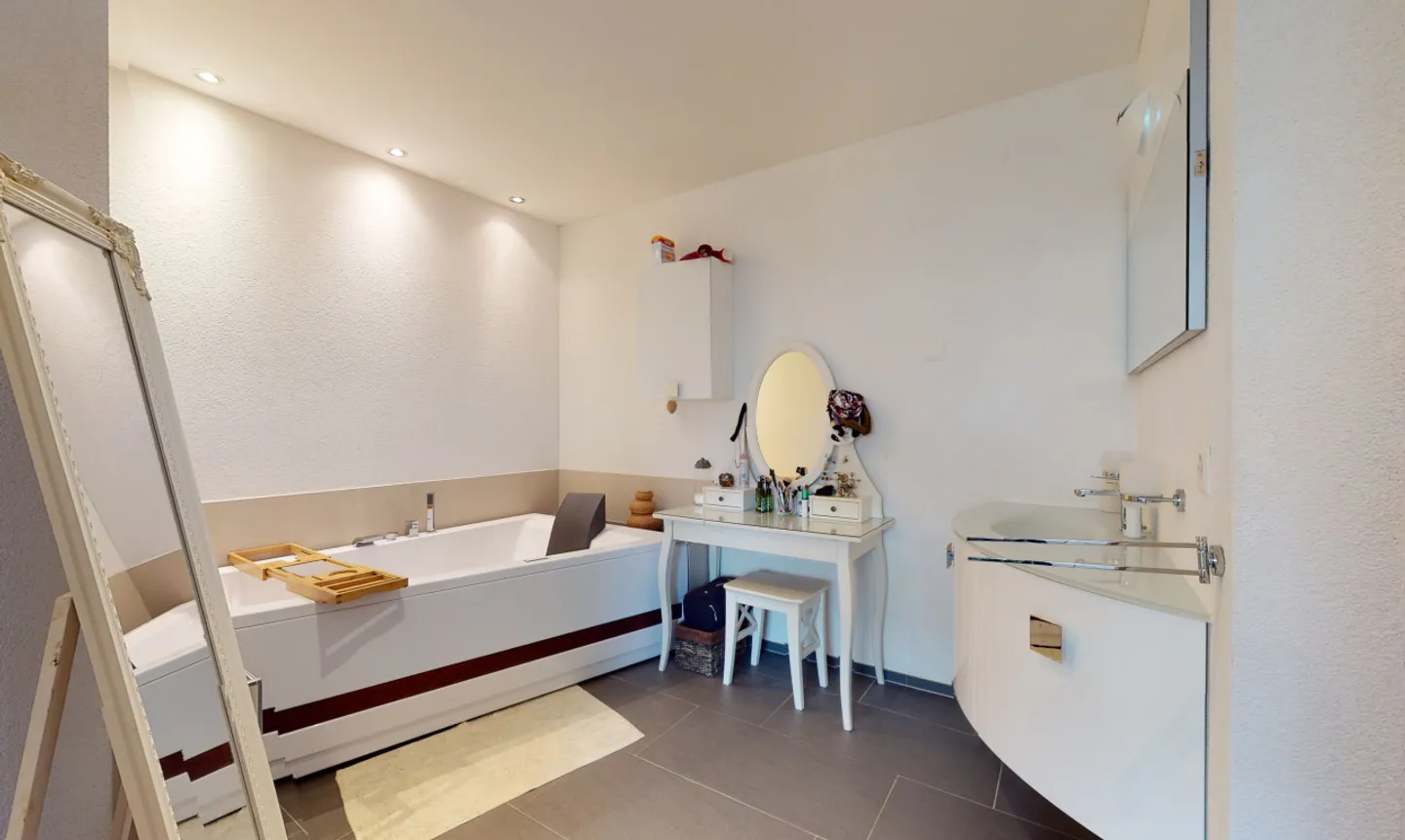 Maison de ville moderne de 5,5 pièces avec jardin et sauna - Photo 10 sur 13