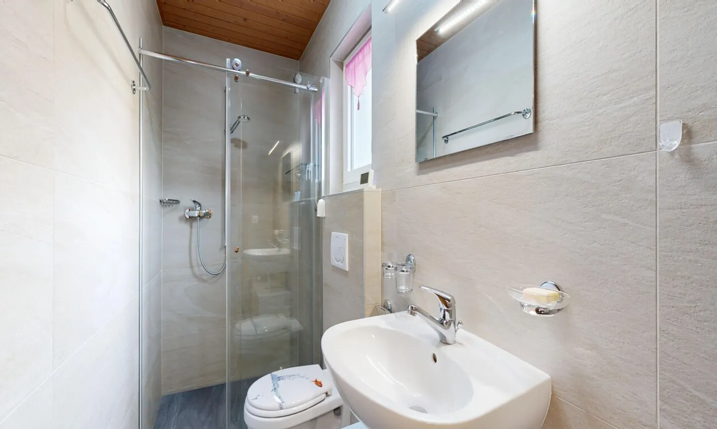 Saillon - Family Villa, Large Garden and Expansion Potential - Photo 8 of 11