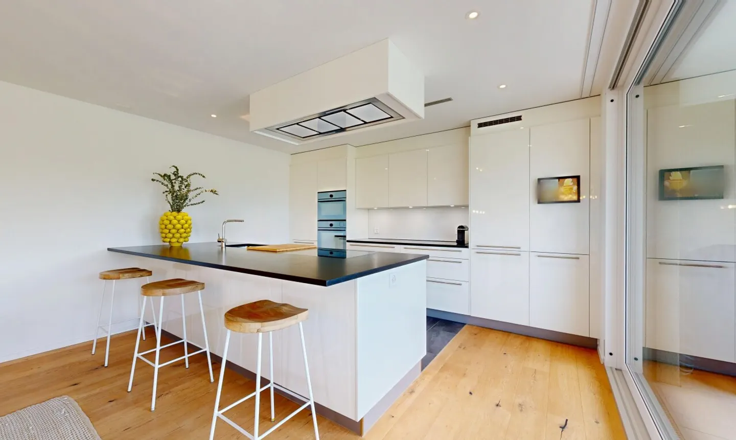 Modern 4.5-room apartment with high-quality finish - Photo 2 of 11