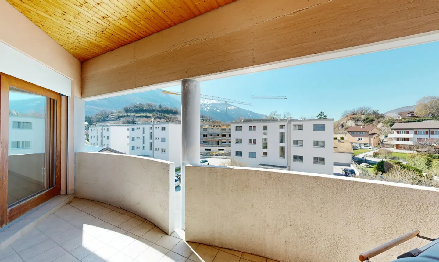 Magnifico duplex luminoso a Sierre - ideale per famiglie - Foto 9 di 11