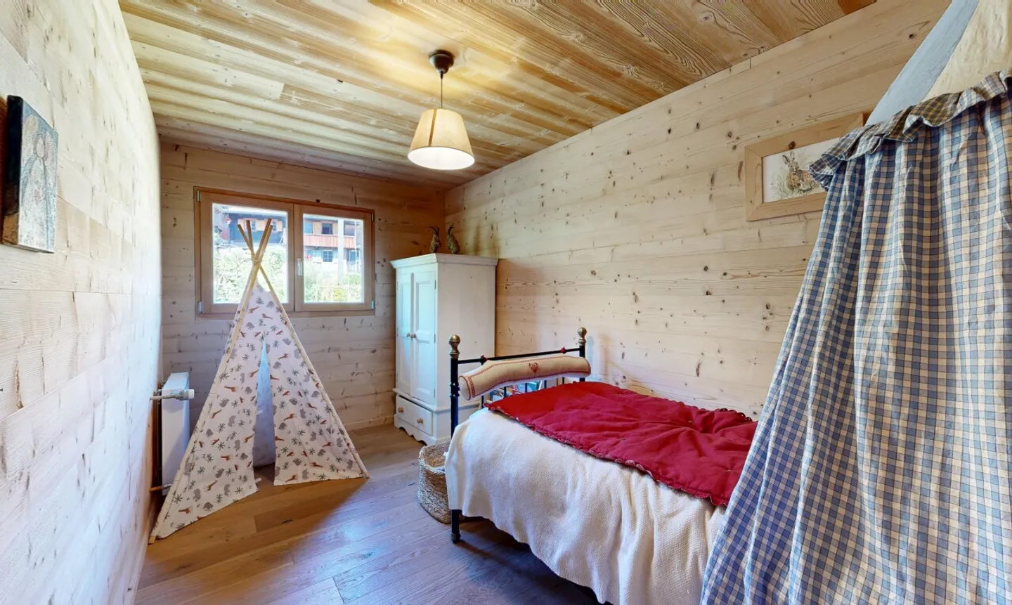 Esclusivo: magnifico chalet con 2 appartamenti - Foto 5 di 11