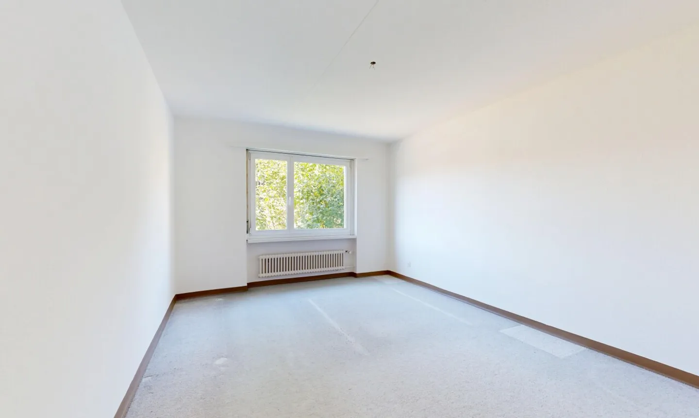 Appartement 3 pièces avec potentiel et belle vue sur la verdure - Photo 7 sur 11