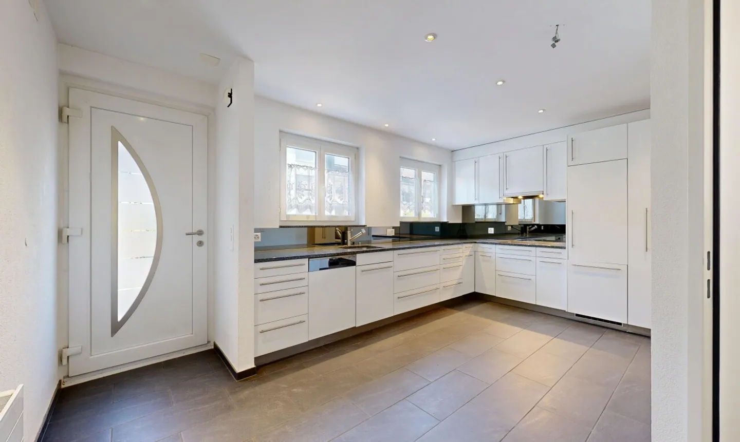 Classic Charm, Modern Living - Terraced House with Expansion Potential - Photo 2 of 11