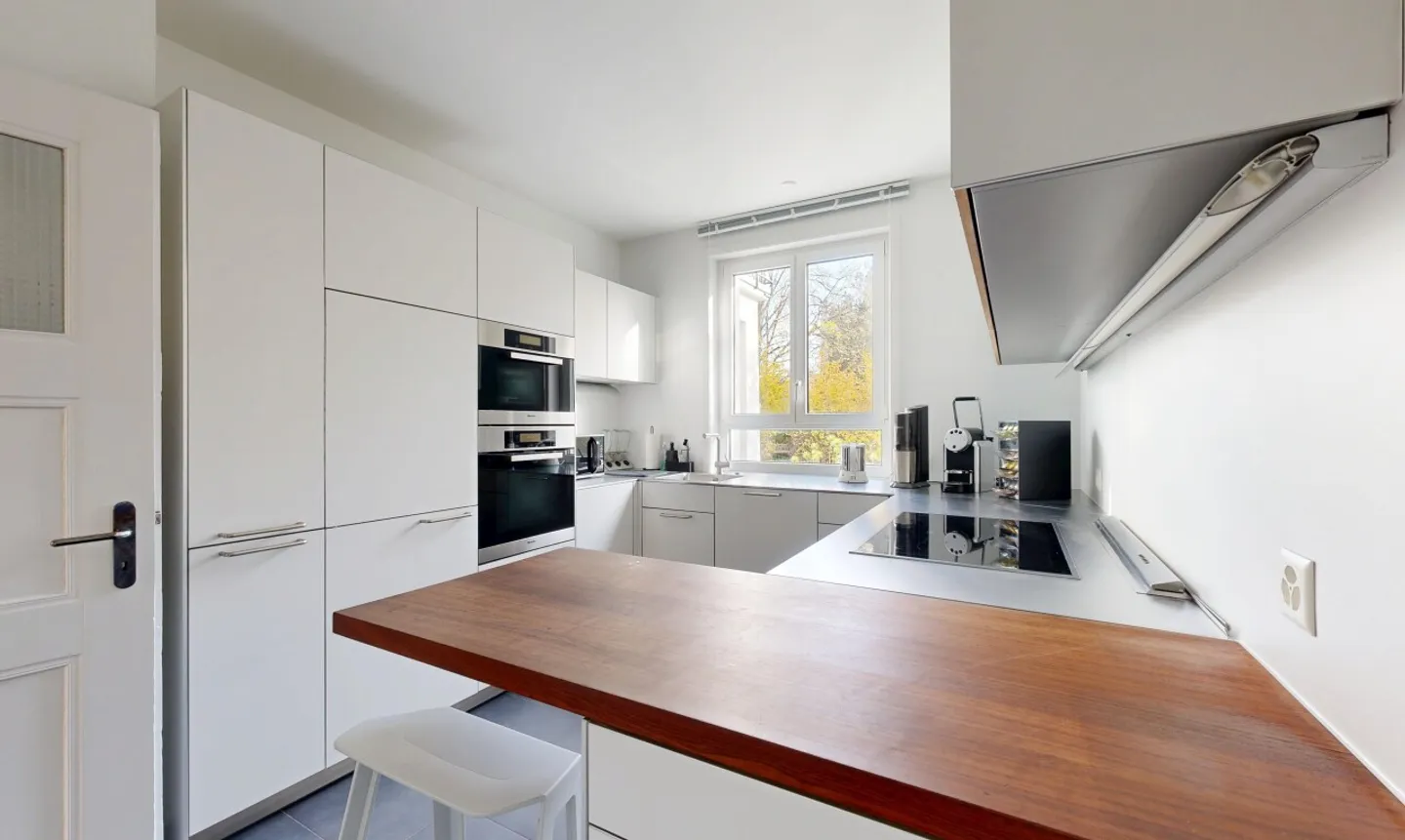 Incantevole appartamento maisonette di 4,5 stanze con giardino privato - Foto 9 di 13