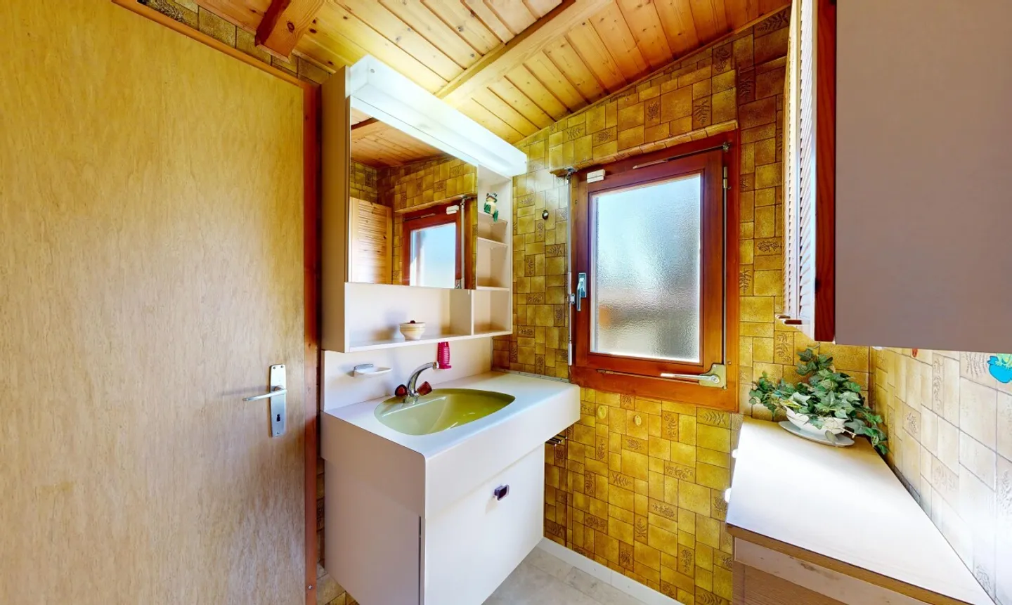 Maison idyllique au bord du lac - meublée, y compris un bateau et une place de bateau - Photo 9 sur 11