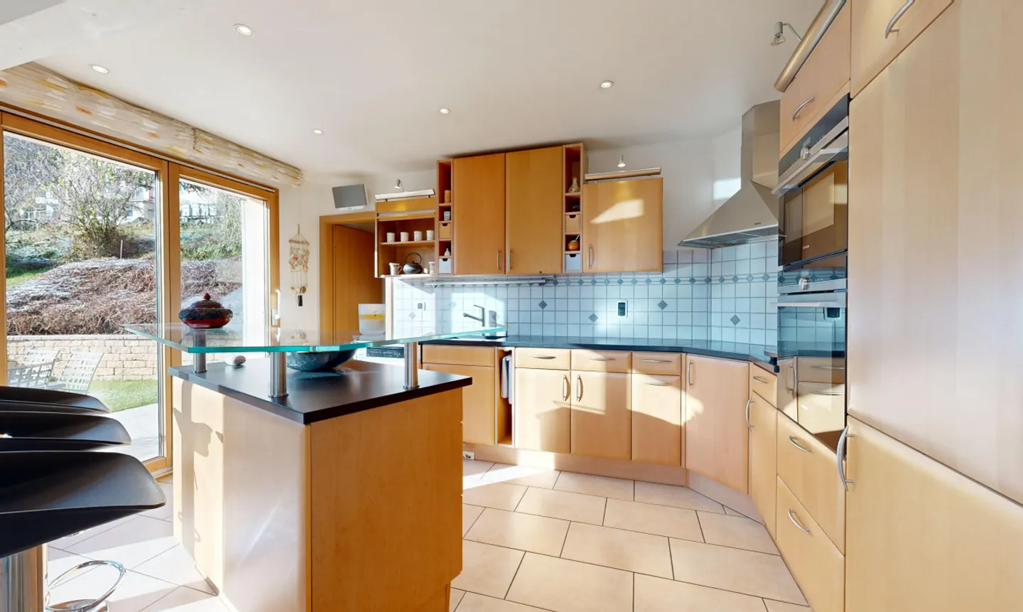 Charming Villa with Panoramic Views - Photo 2 of 13