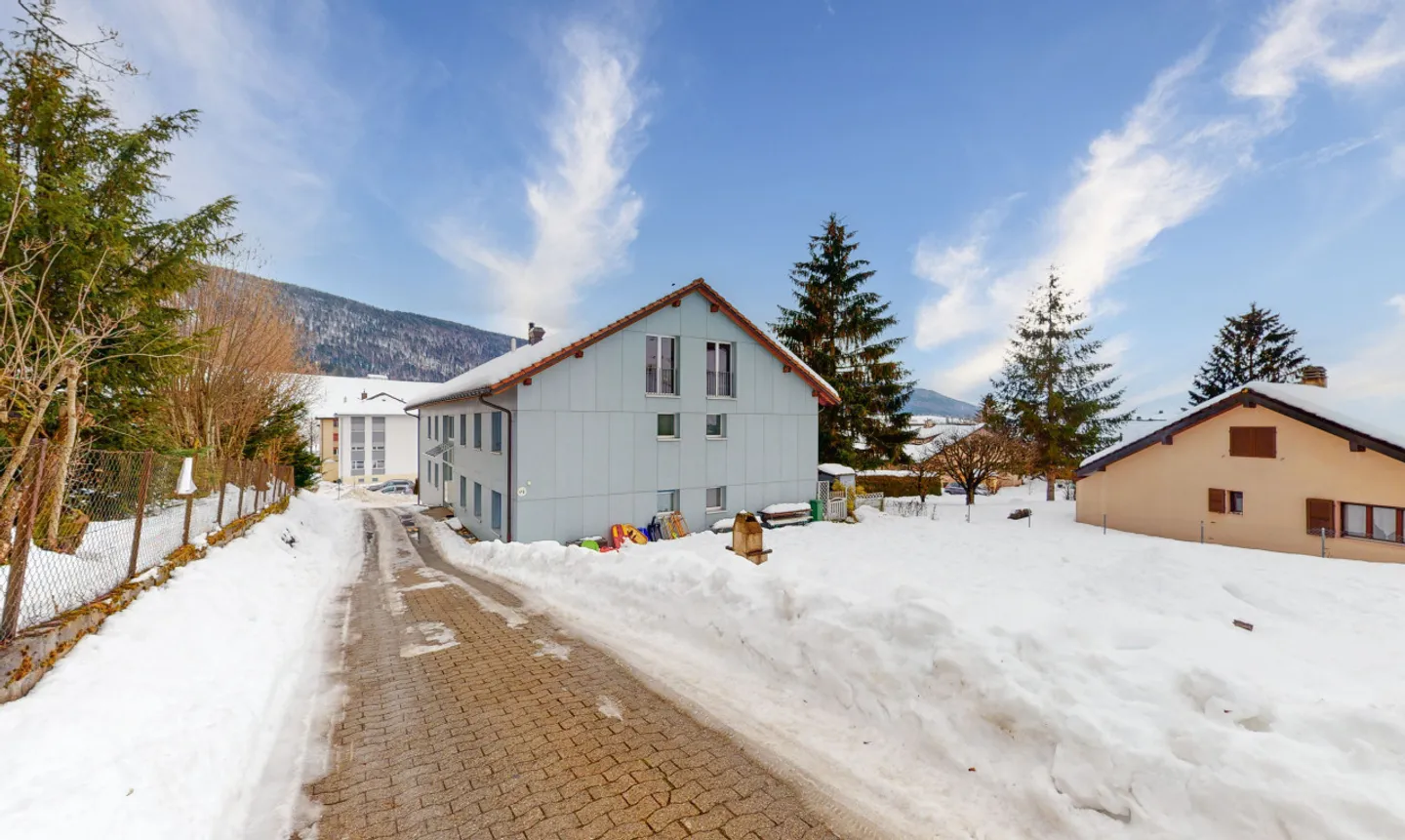 Bien d'investissement à Val-de-Ruz - Photo 2 sur 13