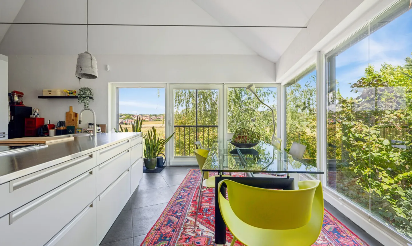 Contemporary villa with independent studio at the gates of Lausanne - Photo 4 of 13